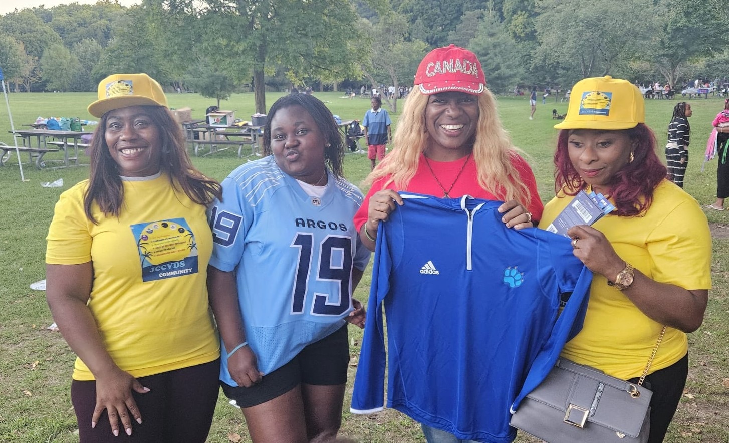 Join Us for the JCCVDS End of Year Holiday Party